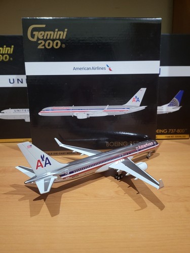 Gemini Jets 1:200 American Airlines 757-200 N657AM G2AAL985 - Picture 3 of 4