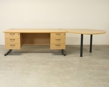 Kinnarps Straight Oak Desk with Meeting Point ? CAP009