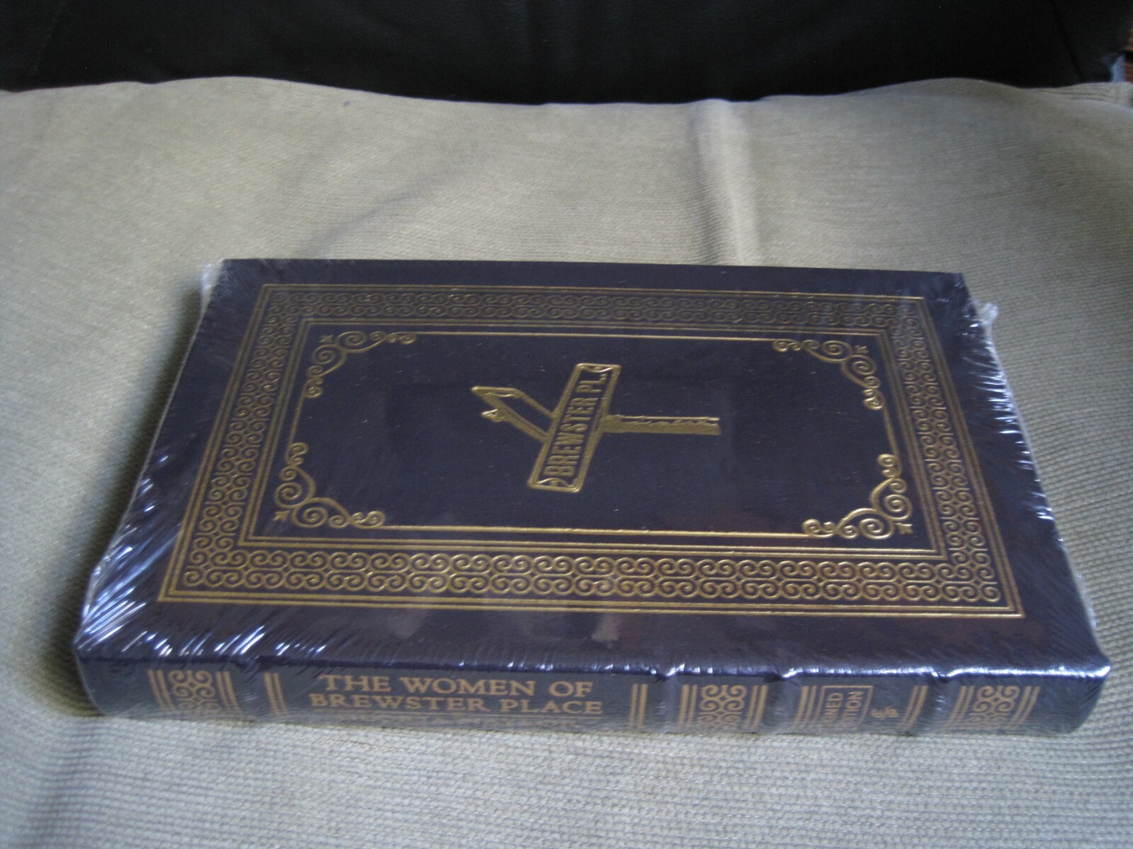 Picture 1 of 6