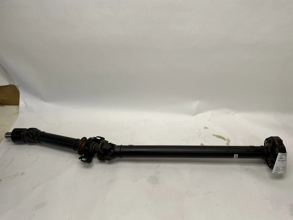 Lexus IS350 2014-2019 3,5 L AWD A/T sedán eje de transmisión trasero hélice OEM Foto 4 de 4