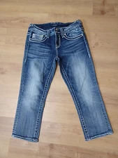 Vigoss The New York Denim Capris Size 5 Waist 30 Low Rise Rhinestone Buttons