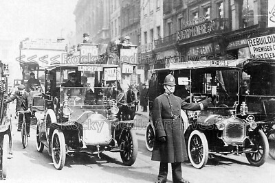 Dkk-69 Sozialgeschichte, Polizist lenkt Verkehr, London 1909. Foto