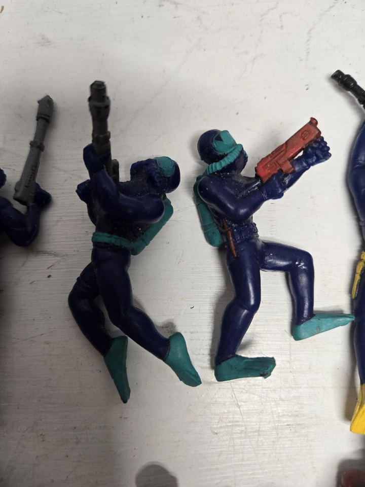 复古 80 年代美泰可动人偶 13 件装 — 第 3/4 张图片