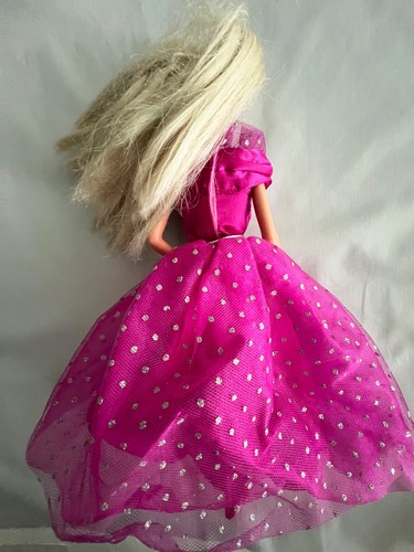 Lot Of 18 Vintage Mattel Barbie & Skipper Dolls With Clothing - Picture 15 of 17