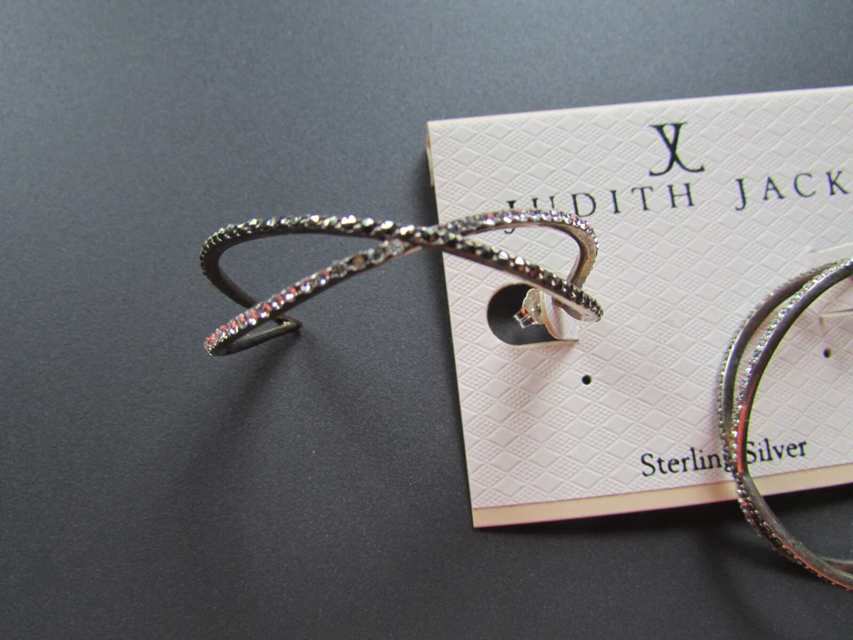 Pendientes Judith Jack de plata de ley ligeros 2 piedras faltantes nuevos con etiquetas $148 Foto 2 de 4