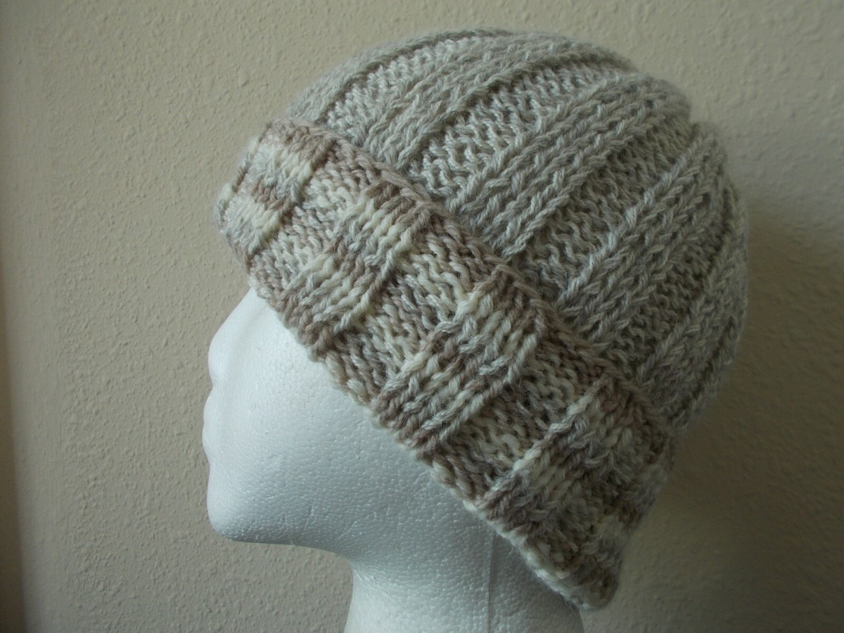 Hand knit light gray chunky beanie Colorblock Hand Knit Beanie – Lemon main image 4