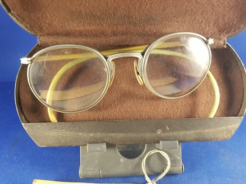 Gafas ópticas americanas de los años 40 con marco + estuche Foto 2 de 4
