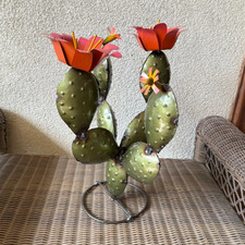 Handmade Metal 4 Sided Prickly Pear Cactus  Farmhouse Yard Art Garden Decor