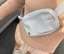 🌟Lululemon White Opal Fanny Pack – Everywhere Belt Bag 1L – Women’s Crossbody🌟