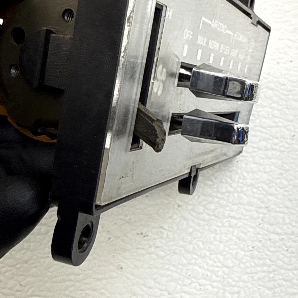 83-87 Chevy GMC Truck 83-91 K5 Blazer Suburban calefacción aire acondicionado unidad de control de clima Foto 4 de 4