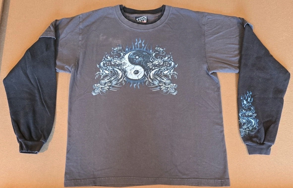 Vintage Top Heavy Ying Yang Dragon  Shirt Long Sleeve Therma