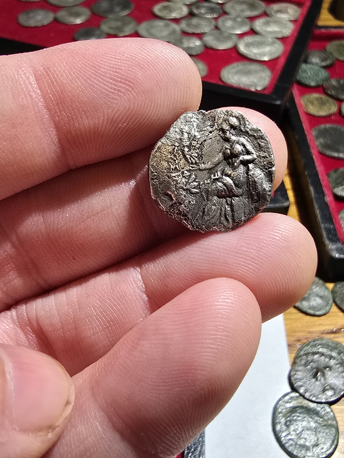 Picture 2 of 4
