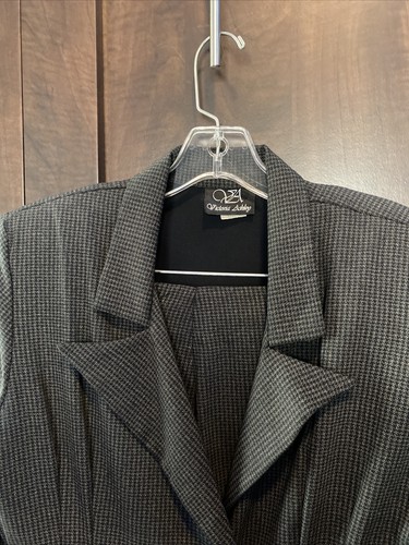 Victoria Ashley 3-piece women’s suit dark black beige, Pants, Skirt, Jacket 7/8 - Picture 2 of 13
