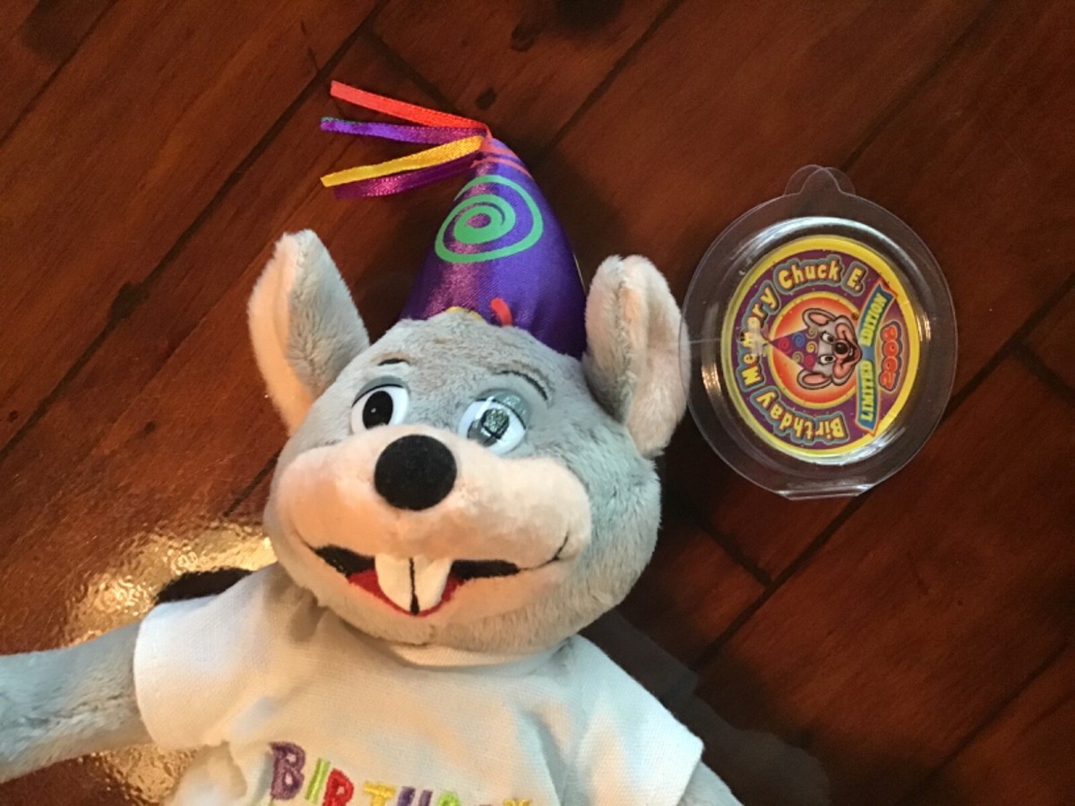 Chuck E. Cheese 2008 Limited Edition Birthday Memory With