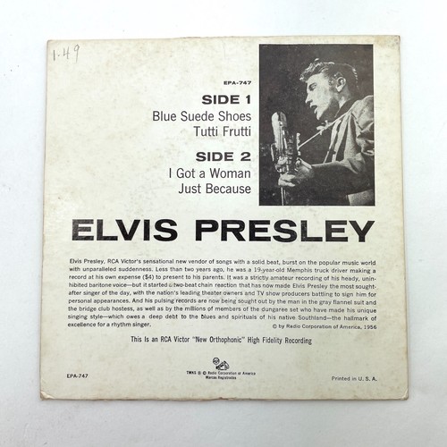 2 Elvis Presley - "Elvis Presley" & "Elvis Volume II" Vinyl 45 EP 1956 - Picture 3 of 24