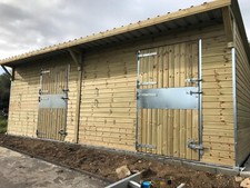 '12 x 24'  DOUBLE STABLE MOBILE / TREATED/ INC FITTING/ PENT ROOF 