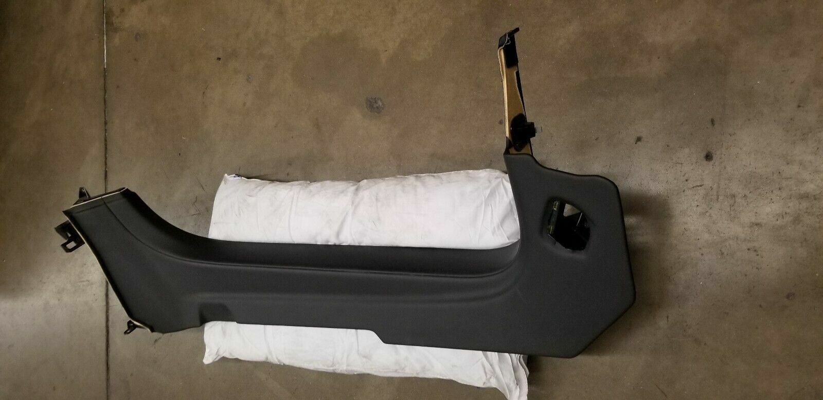 LAMBORGHINI HURACAN DRIVER LEFT SIDE SILL INTERIOR PANEL OEM 4T1854903D
