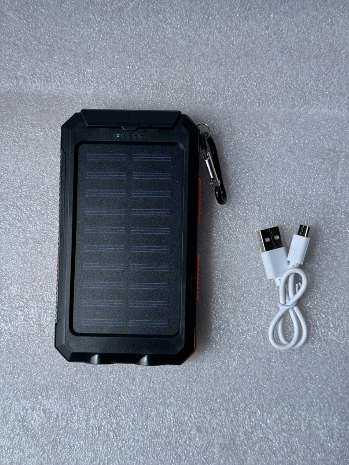 Portable Solar USB Power Bank for Mobile Phone Charging with LED Flashlight-image