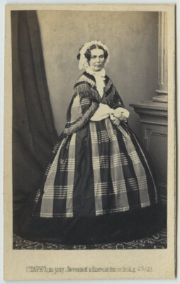 CDV 1860-70 Stark in St. Petersburg. Die Gräfin Lambsdorff. Russland.
