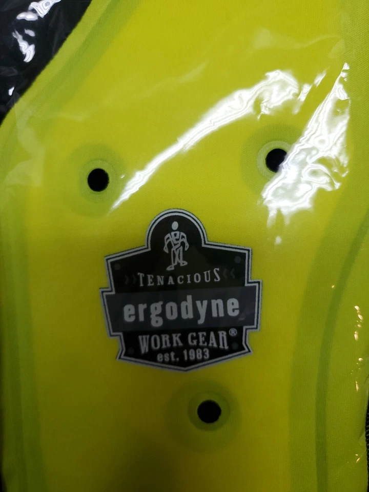 Ergodyne Cooling Vest Unisex Large Lime Dry Evaporative Cooling W/Zipper Closure - Image 4 of 4