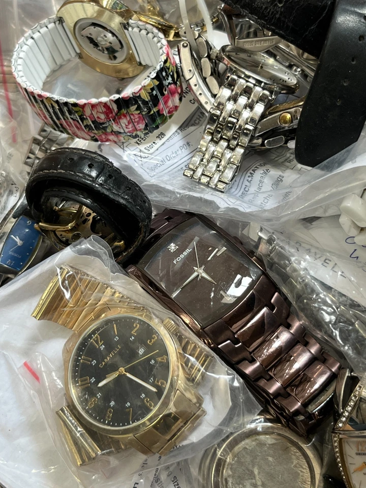 Random Lot Of 10 Watches For Parts Repair Grab Bag ONLY ((READ)) Charity DS00 - Image 2 of 3