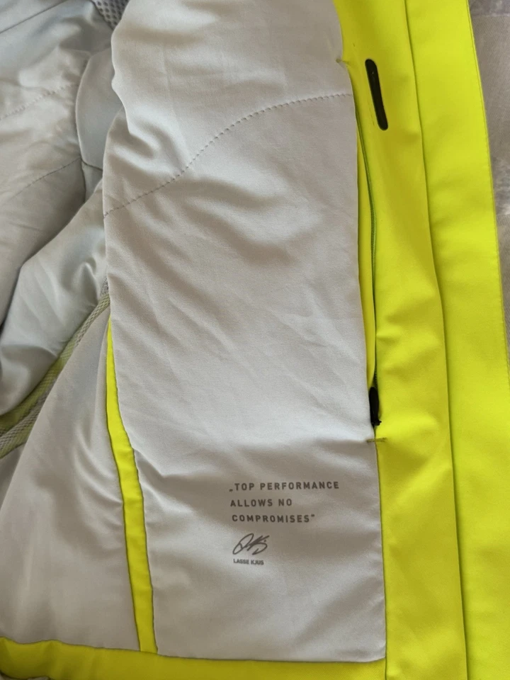 Jaqueta de esqui feminina KJUS tamanho UE 36/EUA XS - Imagem 4 de 4