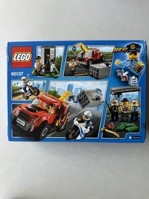 LEGO City Police Tow Truck 144 pcs. New Sealed 60137