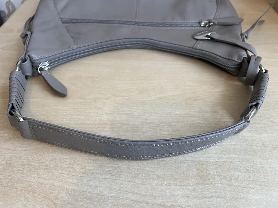 Tula By Radley Handbag Beige Leather Shoulder Bag. New - Image 2 of 4