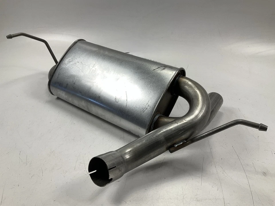 Sistema de escape doble Dynomax 39510 Super Turbo para Jeep Wrangler 2007-2017 Foto 4 de 4