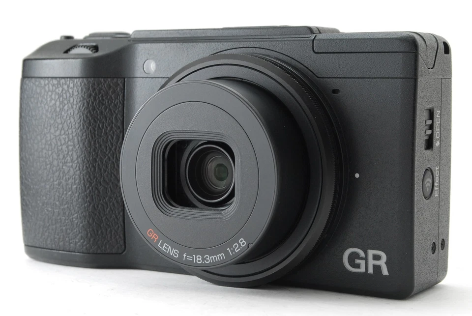 2,190 Shots!! [NEAR MINT W/BOX] Ricoh GR II 16.2MP Black Digital Camera JAPAN - Image 2 of 4