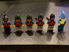 LEGO Castle Minifigure - Dragon Knights - Lot (6) – Knights, Archers & Wizard
