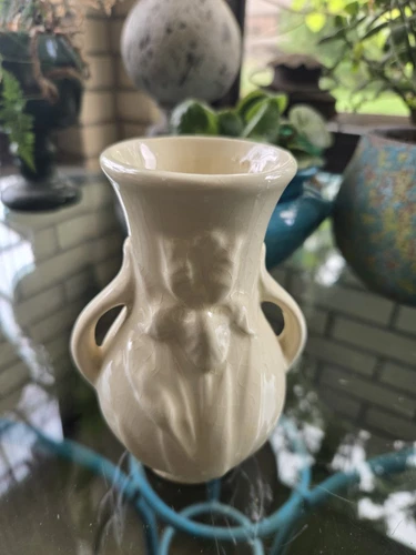 Shawnee Pottery Iris Bud Vase Cream Color  5in X 3.5 In with natural crazing