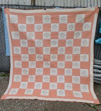 Vintage 1930s Embroidered Baskets Hand Stitched Quilt Peach 76x82 Full Size