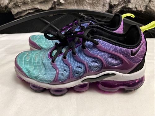 Nike Air VaporMax Plus Hyper Violet 