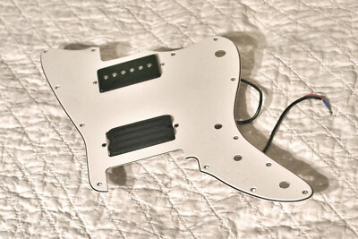 Fender Squire Affinity Jazz Master pickguard w/ GFS Kwikplug Dragon Fire pickups