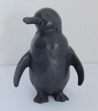 Buderus Eisengu&szlig; Figur Skulptur Kunstguss Pinguin 9,5cm