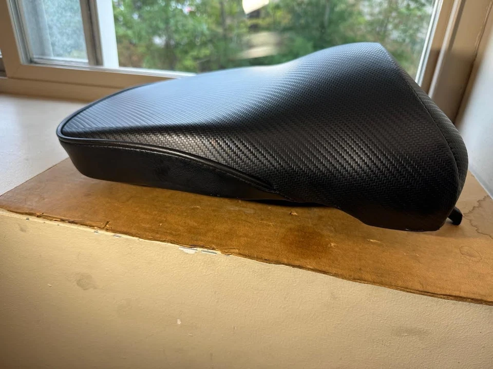 Sargent Triumph Tiger 800/800XC 2011-19 低乘客座椅 WS-627-19/WS-617R — 第 4/4 张图片