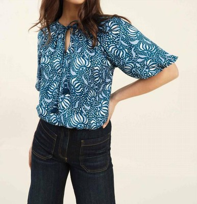 Omika isla blouse size XS