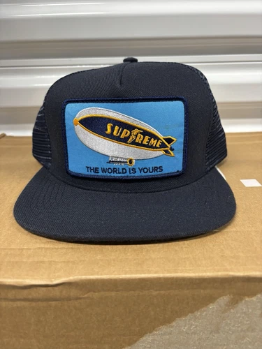 Casquette snapback noire 5 panneaux Supreme Blimp World Is Yours FW20 neuve avec étiquette