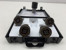 MERCEDES C-KLASSE C350 CDI Radsicherungsschrauben & Schl&uuml;ssel B66470155 2008-2014