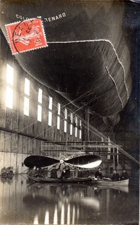 cpa : Le Hangar du Dirigeable "Colonel Renard" inondé (carte photo très belle)