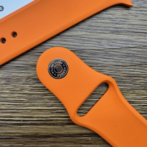 Hermès Orange Silicone Apple Watch Sport Band Fits 42mm 44mm 45mm 46mm 49mm - 第 5/6 張圖片