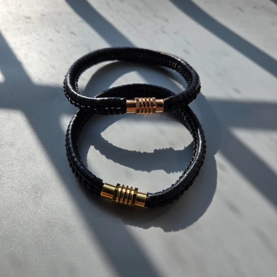 Pulsera de cuero de acero inoxidable de 8 pulgadas con bloqueo magnético Foto 4 de 4