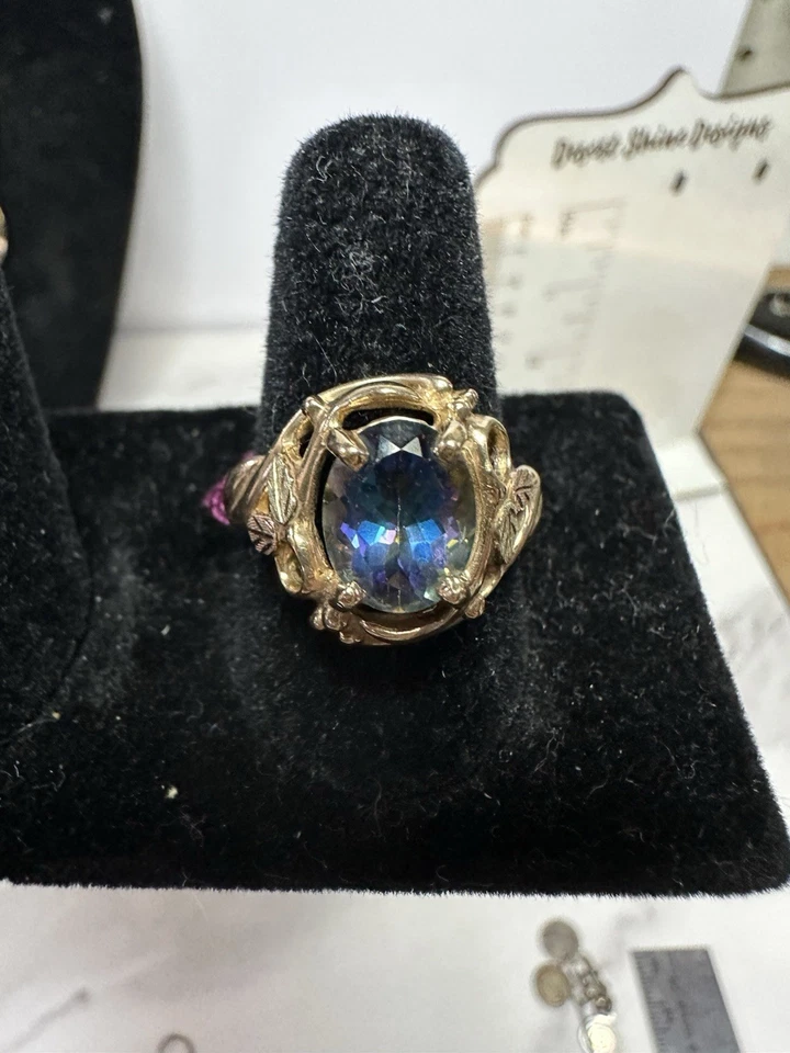 Topacio místico dorado Black Hills de colección de 10 quilates Foto 3 de 4