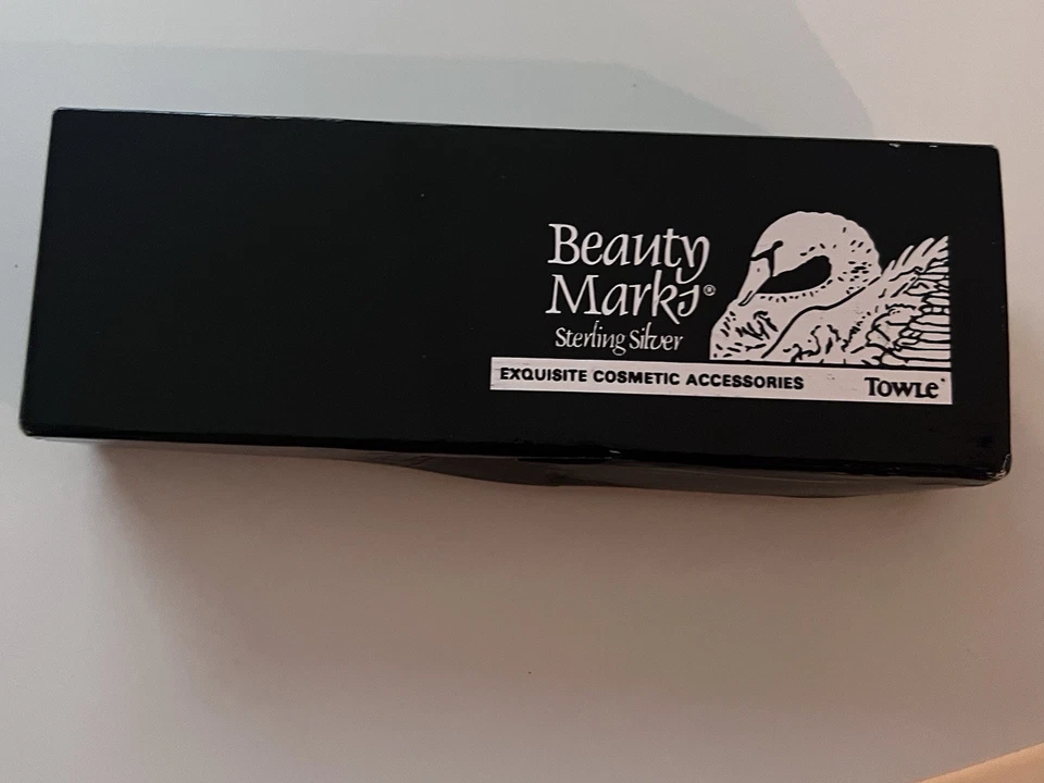 Aplicador cosmético Toalha prata esterlina. Novo em folha. Caixa original. - Imagem 4 de 4
