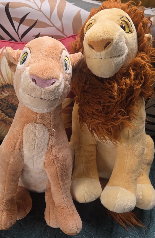 Lion King Disney Store RARE 2011 Adult Simba & Nala Large 18” Collectible Plush