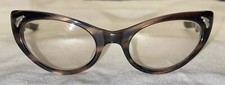 VINTAGE VICTORY cat eye glasses in very good condition womens/girls