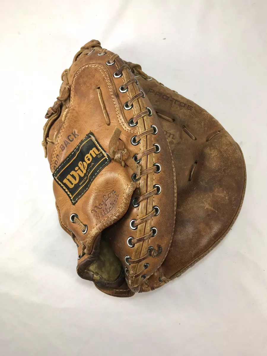 Wilson The A2403 Baseball Glove Catchers Mitt Pro Toe Professional