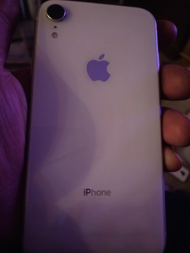 Apple iPhone XR A1984 White - Disabled For Parts - Afbeelding 5 van 11