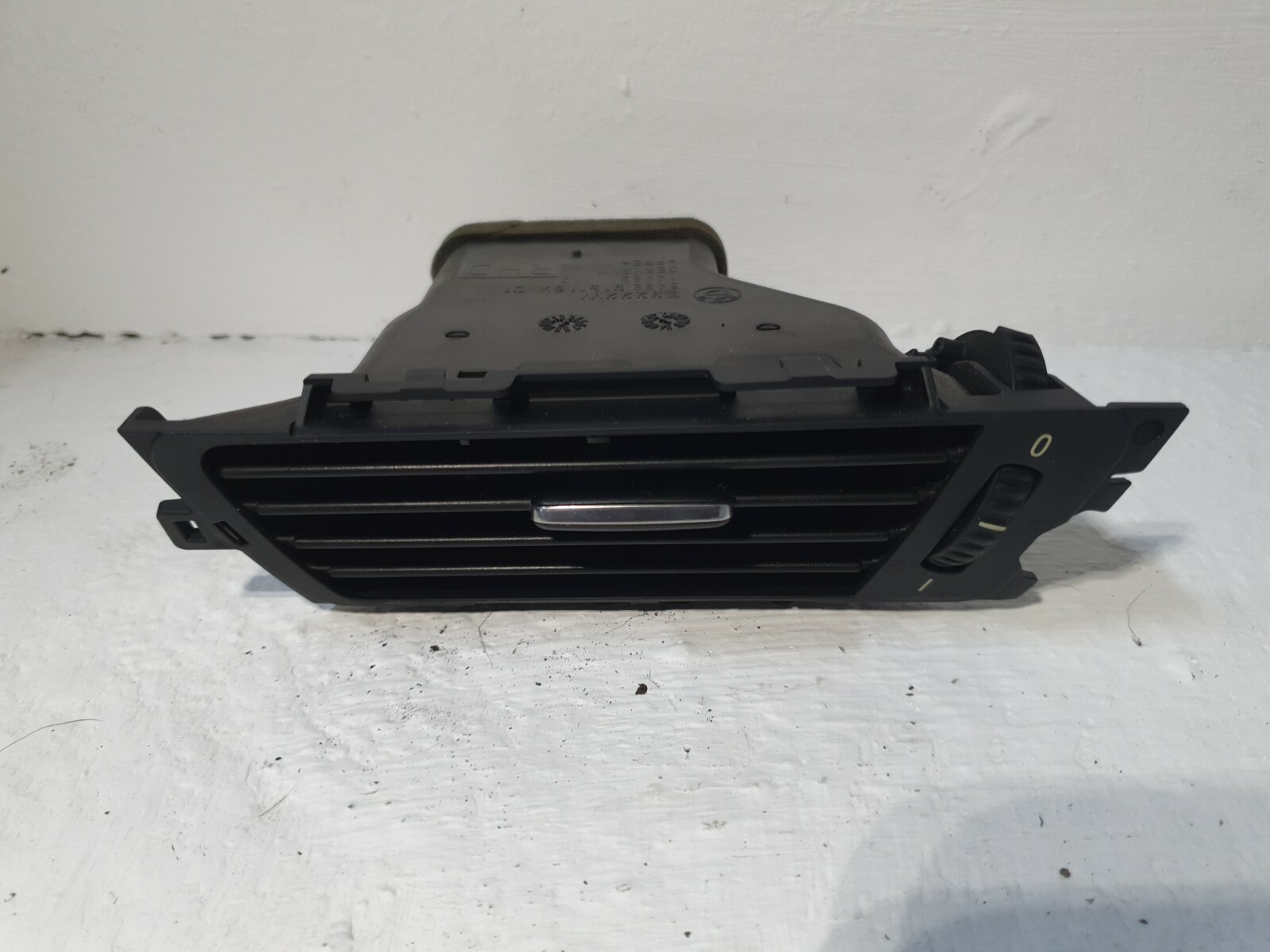 2008 BMW 3 Series 320d Front Left Dashboard Side Air Vent Grill 